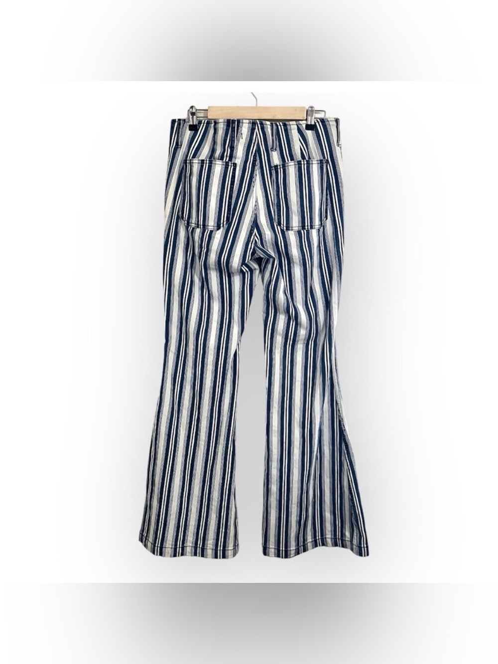Free People Jolene Bell
Bottoms Stripe Pant in White
Indigo Hip Huggers Boho 30 - Picture 10 of 14